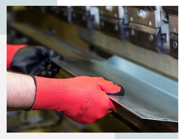 Гибка металла в Мичуринск от 621 руб. - Надёжно и быстро